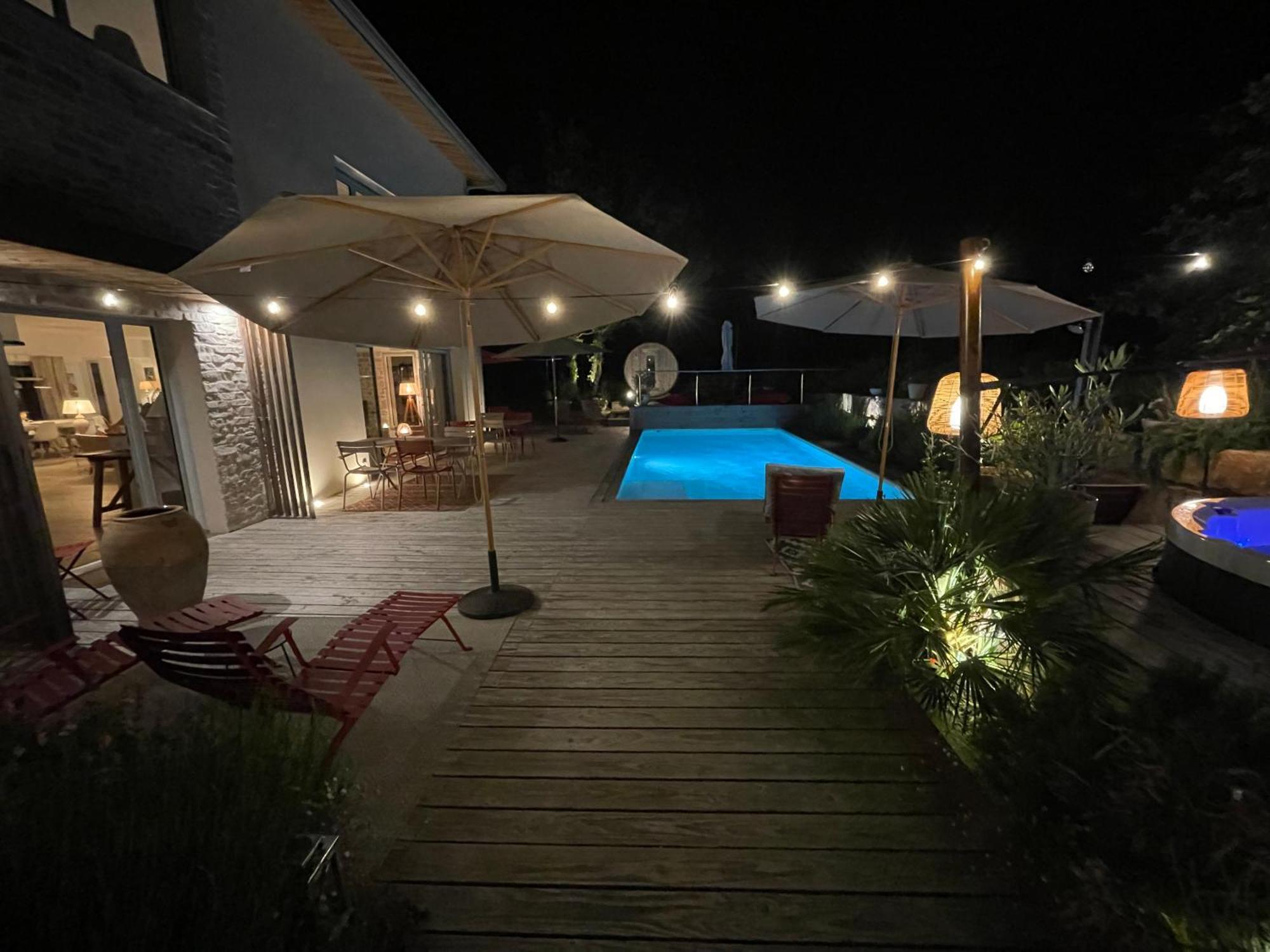 Maison D'Hotes De Charme Le Clos De La Fontaine Piscine & Spa Labastide-Marnhac Bagian luar foto
